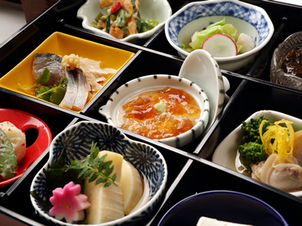 【日帰り】御食事処 水蓮の「みなと御膳」と客室最大7時間ステイのデイユースプラン