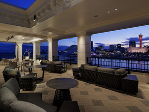 【蓮×エス神戸・特別宿泊プラン】絶景ルーフトップレストラン×天然温泉リゾートを愉しむ【夕朝食付】