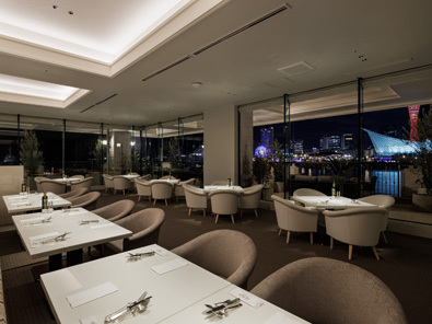 【蓮×ami神戸・特別宿泊プラン】夜景が見えるディナーレストラン×天然温泉リゾートを愉しむ【夕朝食付】