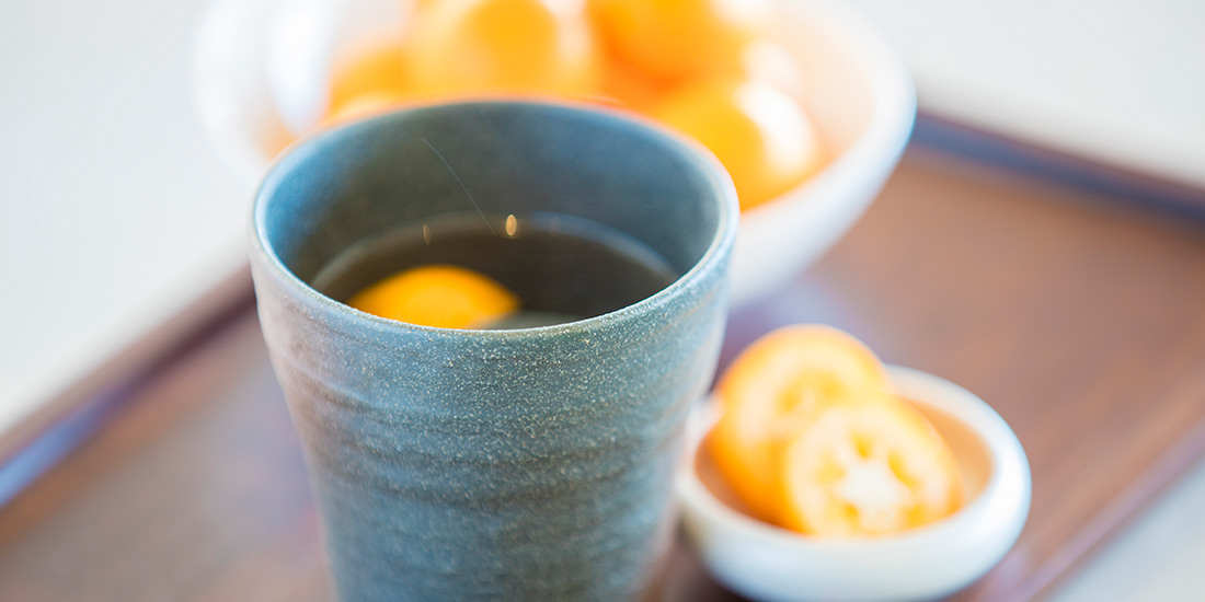 寒いこの季節にぴったりのホットカクテル「金柑カクテル」