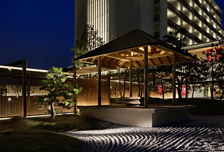 日本庭園の東屋「望海亭 海舟」の写真