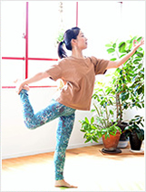 REN YOGAインストラクター