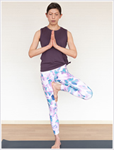 REN YOGAインストラクター Michiyo