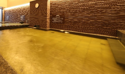 神戸みなと温泉 蓮の暦風呂