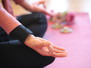 【ヘルスツーリズム認証プログラム】乳がんリハビリヨガ～乳がん経験者のためのヨガ～ 1泊2食付プラン